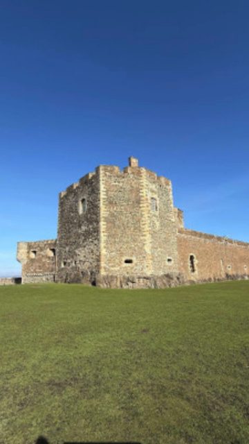 🏴 If you enjoy Scotland, Outlander, castles, history, and travel planning, I'd love to have you in my Scotland & Outlander Travel Group.https://www.facebook.com/groups/outlandertravelgroup#Scotland #BlacknessCastle #Outlander #OutlanderTravel #ScotlandTravel #VisitScotland #ScottishCastles #CastleLover #TravelInspiration #ScotlandVacation #AllAboardTravelandCruise