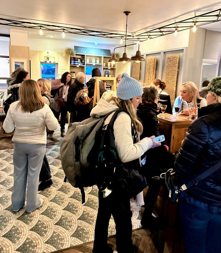 GroupInHotel Our Group Checking in at the Armada Hotel