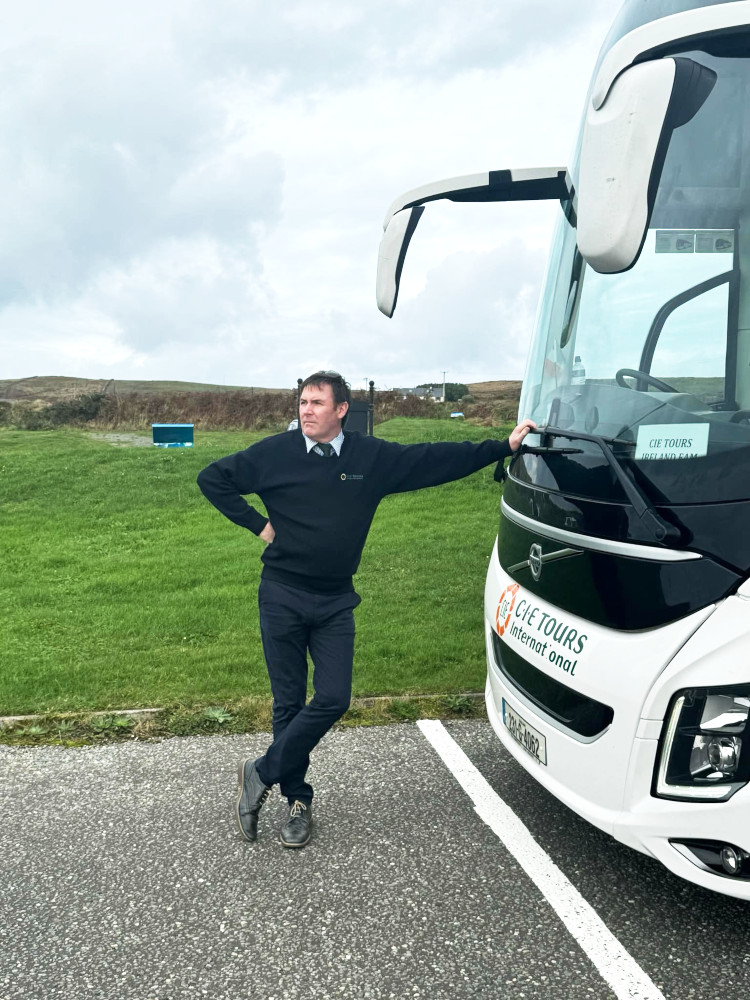 TourGuide CIE Tour Guide and Bus Driver