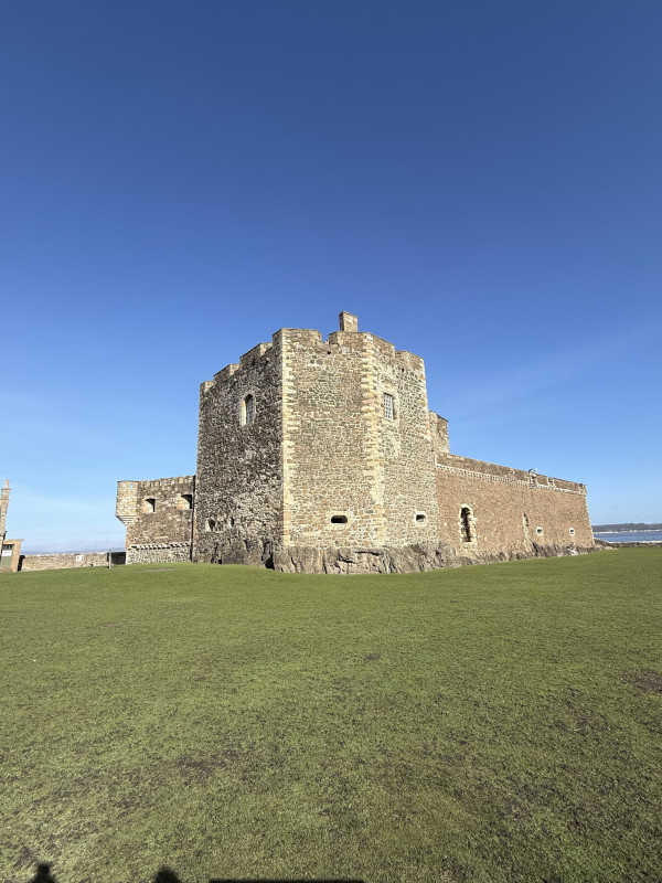 Outlander - Blackness Castle - Fort William - Exterior