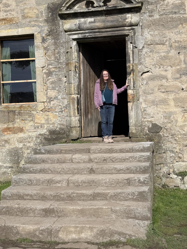 Outlander - Midhope Castle - Open Door